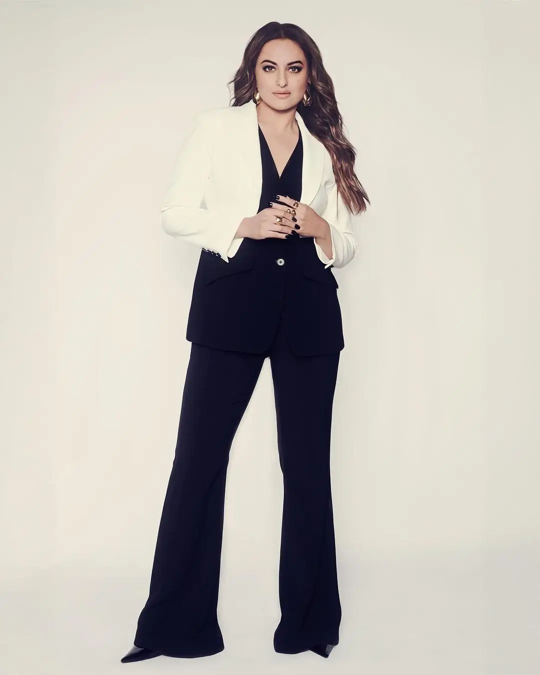 Sonakshi Sinha Wearing Beautiful White Coat Black Pant